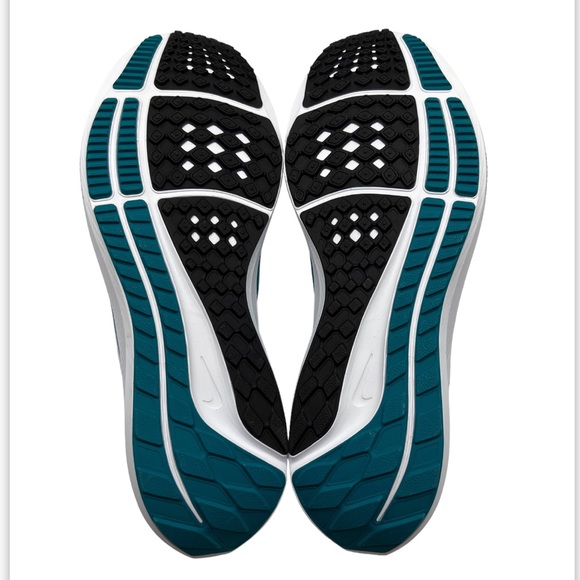 Nike Air Zoom Pegasus 39 Jacksonville Jaguars 2022 - Size 8 - Picture 10 of 11